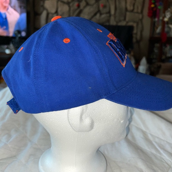Russell Boise State Broncos Hat - Picture 7 of 11